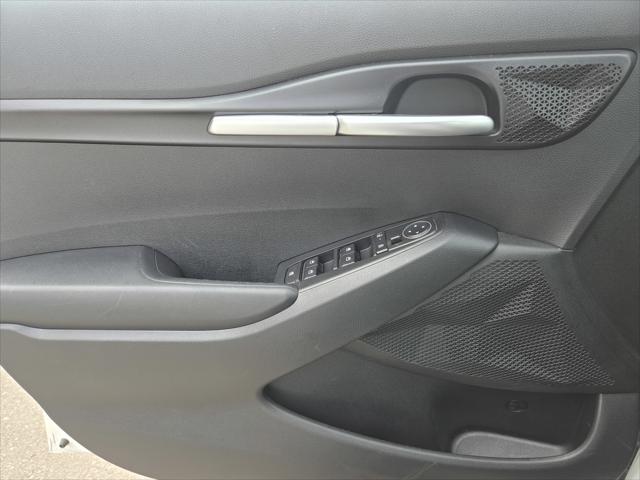 2025 Kia Seltos LX