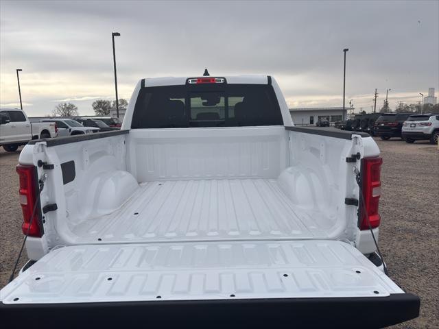 2026 Ram 1500 Lone Star Crew Cab 4x4 5'7" Box