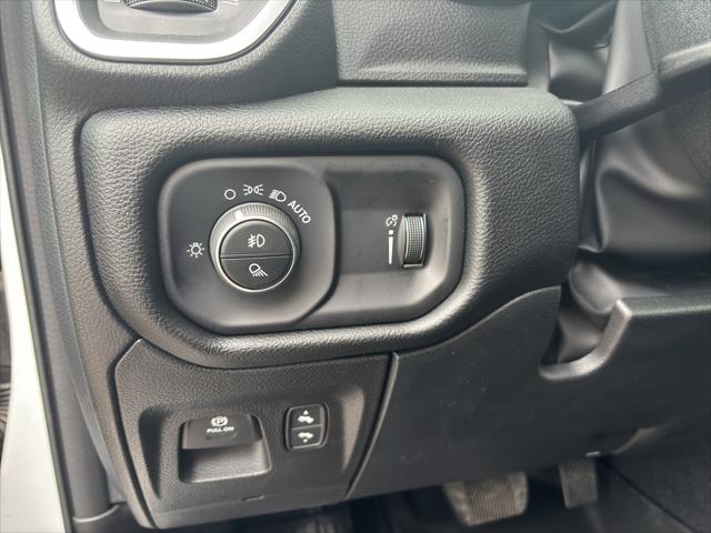 2026 Ram 1500 Lone Star Crew Cab 4x4 5'7" Box