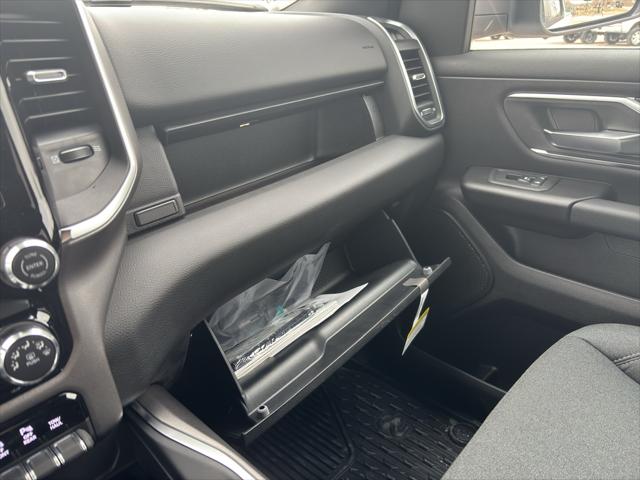2026 Ram 1500 Lone Star Crew Cab 4x4 5'7" Box