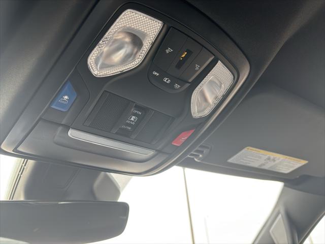 2026 Ram 1500 Lone Star Crew Cab 4x4 5'7" Box