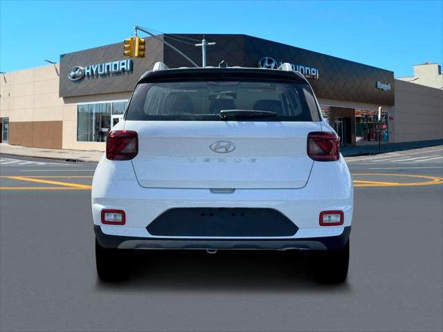 2026 Hyundai Venue SEL w/Two-Tone Roof