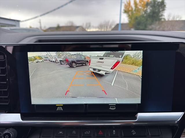 2026 Chevrolet Silverado 1500 4WD Crew Cab Standard Bed LT