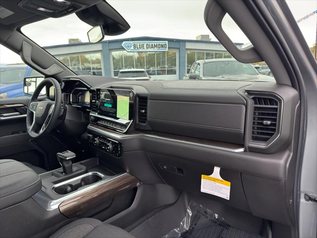 2026 Chevrolet Silverado 1500 4WD Crew Cab Standard Bed LT