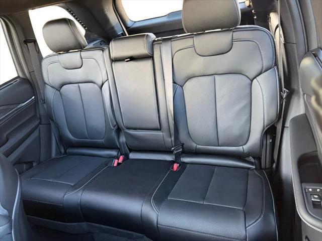 2025 Jeep Grand Cherokee Overland 4x4