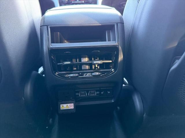 2025 Jeep Grand Cherokee Overland 4x4