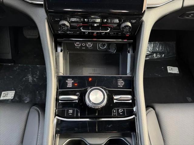 2025 Jeep Grand Cherokee Overland 4x4
