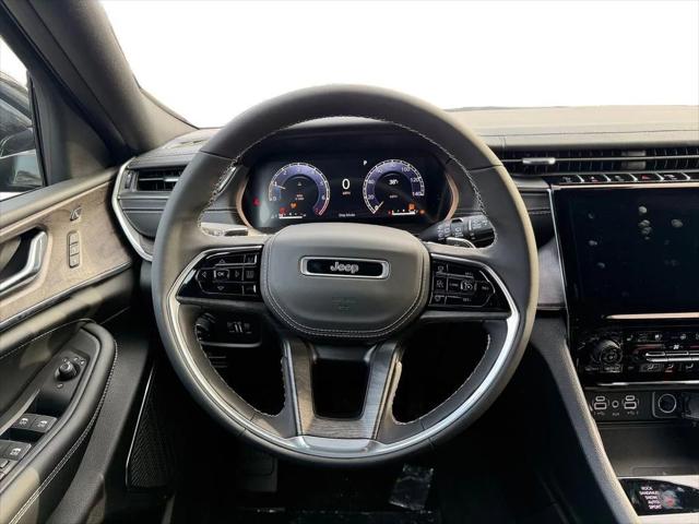 2025 Jeep Grand Cherokee Overland 4x4