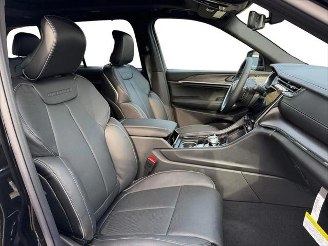 2025 Jeep Grand Cherokee Overland 4x4