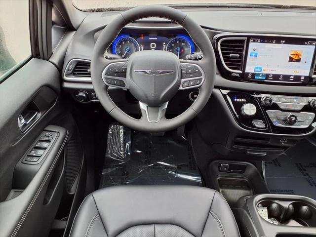 2026 Chrysler Voyager VOYAGER LX