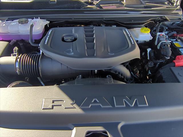 2026 Ram 1500 Tungsten Crew Cab 4x4 5'7" Box