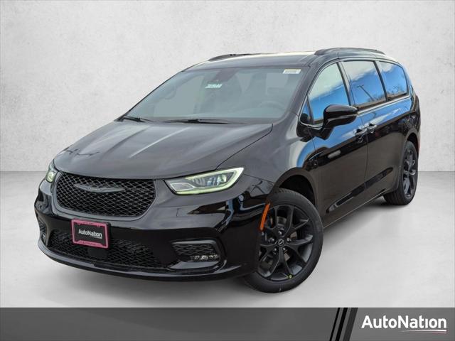 2026 Chrysler Pacifica Select AWD for sale in Golden, CO