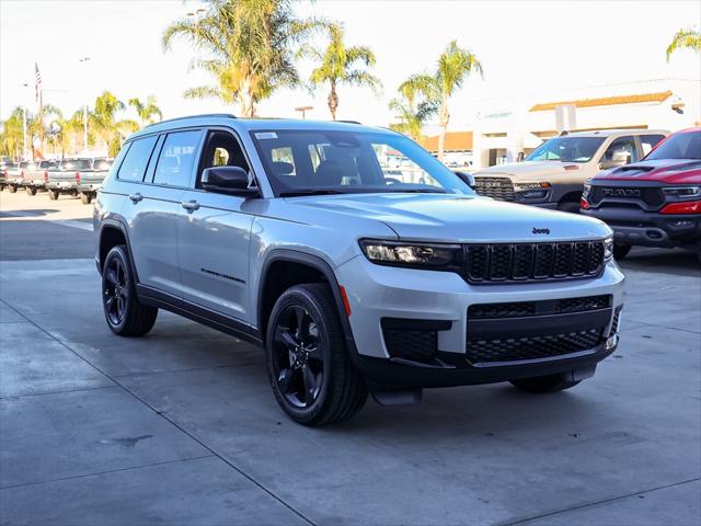 2025 Jeep Grand Cherokee GRAND CHEROKEE L ALTITUDE X 4X4