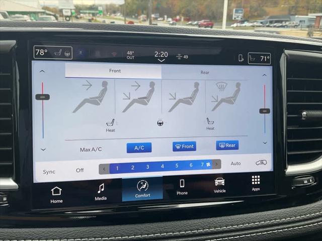 2026 Chrysler Pacifica Select AWD