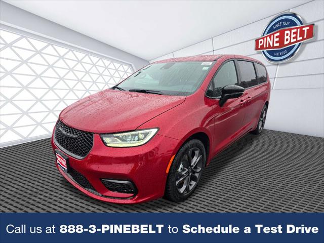 2026 Chrysler Pacifica PACIFICA SELECT