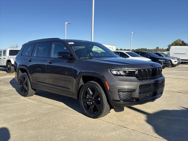 2025 Jeep Grand Cherokee GRAND CHEROKEE L ALTITUDE X 4X2