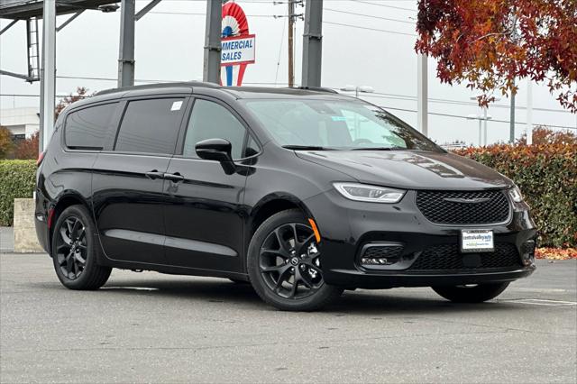 2026 Chrysler Pacifica PACIFICA LIMITED