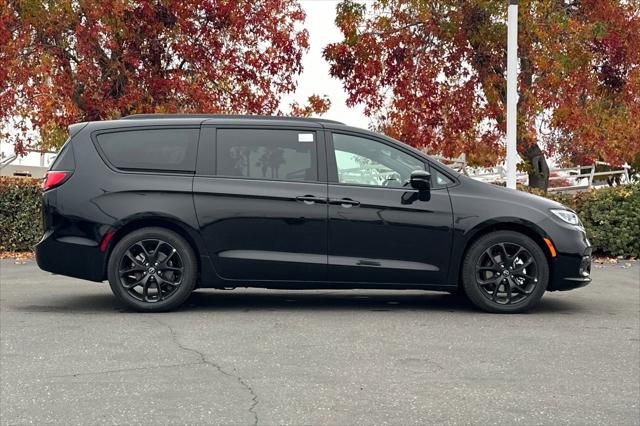 2026 Chrysler Pacifica PACIFICA LIMITED