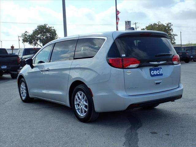 2026 Chrysler Voyager LX