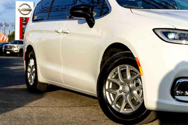 2026 Chrysler Pacifica PACIFICA SELECT 2026 Chrysler Pacifica PACIFICA SELECT