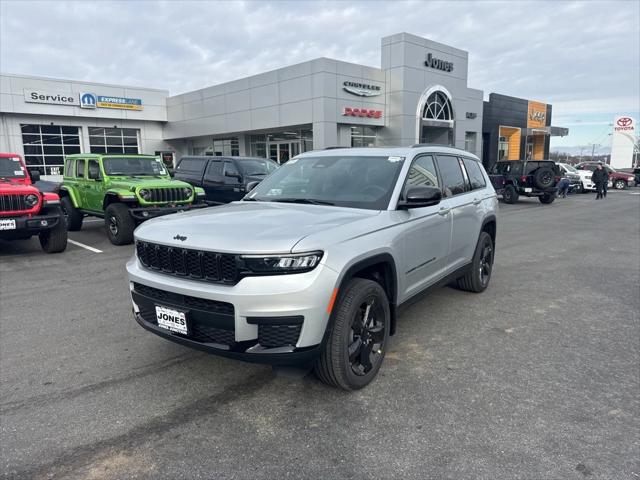 2025 Jeep Grand Cherokee GRAND CHEROKEE L ALTITUDE X 4X4