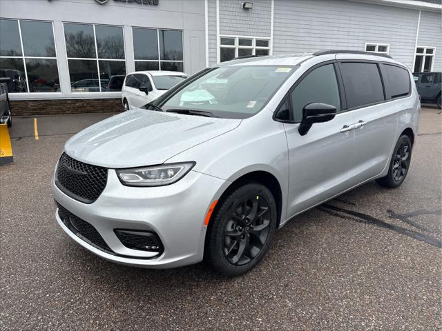 2026 Chrysler Pacifica PACIFICA SELECT AWD 2026 Chrysler Pacifica PACIFICA SELECT AWD