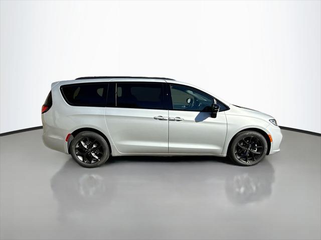 2026 Chrysler Pacifica PACIFICA LIMITED 2026 Chrysler Pacifica PACIFICA LIMITED