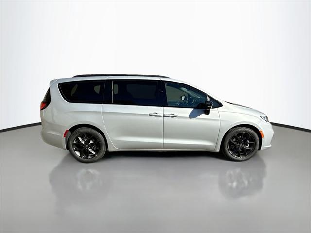 2026 Chrysler Pacifica PACIFICA LIMITED