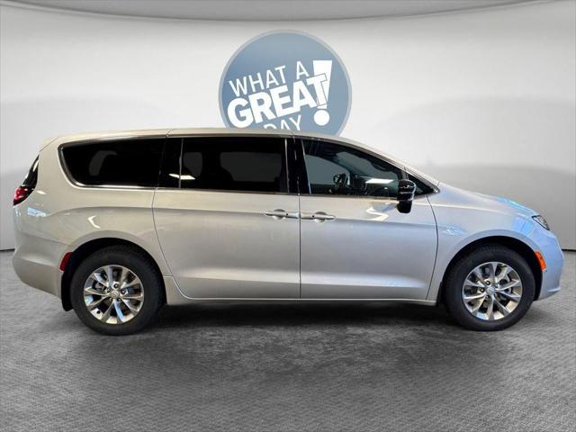 2026 Chrysler Pacifica PACIFICA SELECT AWD 2026 Chrysler Pacifica PACIFICA SELECT AWD
