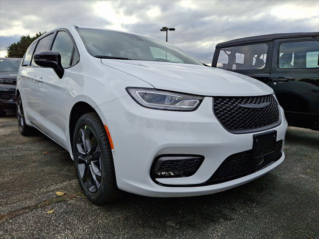 2026 Chrysler Pacifica PACIFICA SELECT AWD 2026 Chrysler Pacifica PACIFICA SELECT AWD