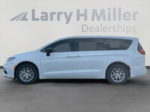 2026 Chrysler Pacifica PACIFICA SELECT