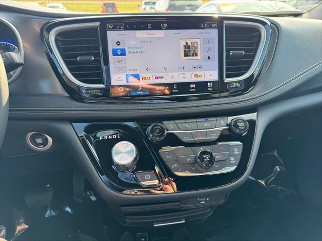 2026 Chrysler Pacifica PACIFICA SELECT 2026 Chrysler Pacifica PACIFICA SELECT