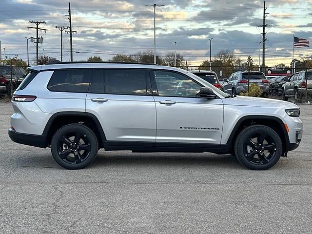 2025 Jeep Grand Cherokee GRAND CHEROKEE L LIMITED 4X4 2025 Jeep Grand Cherokee GRAND CHEROKEE L LIMITED 4X4