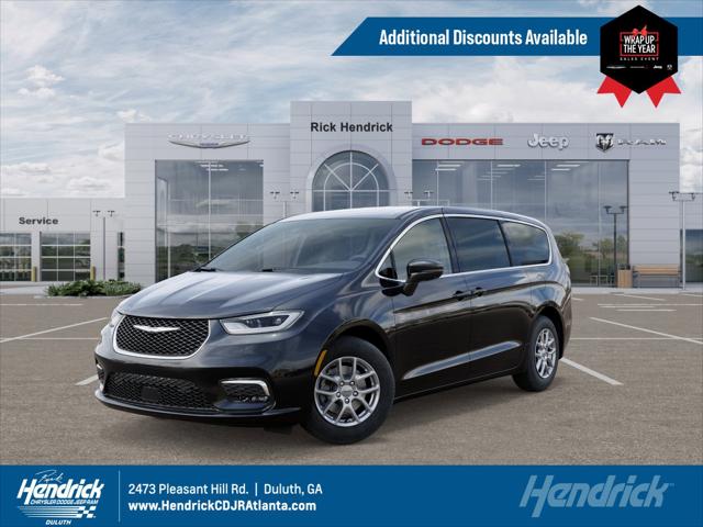 2026 Chrysler Pacifica Select's photo