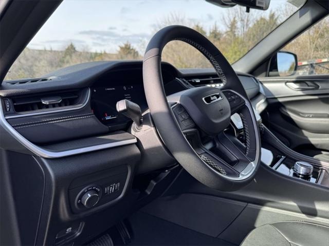 2025 Jeep Grand Cherokee GRAND CHEROKEE L ALTITUDE X 4X4 2025 Jeep Grand Cherokee GRAND CHEROKEE L ALTITUDE X 4X4