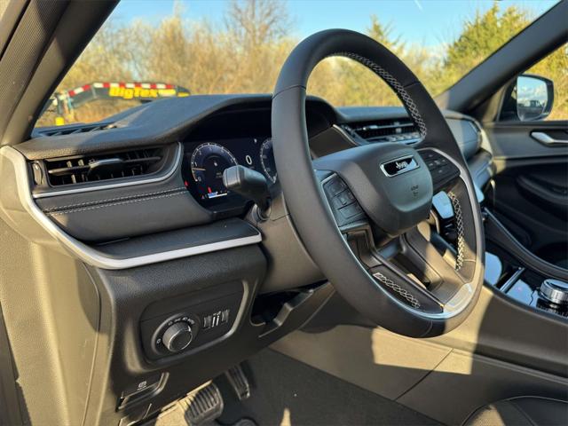 2025 Jeep Grand Cherokee GRAND CHEROKEE L ALTITUDE X 4X4 2025 Jeep Grand Cherokee GRAND CHEROKEE L ALTITUDE X 4X4