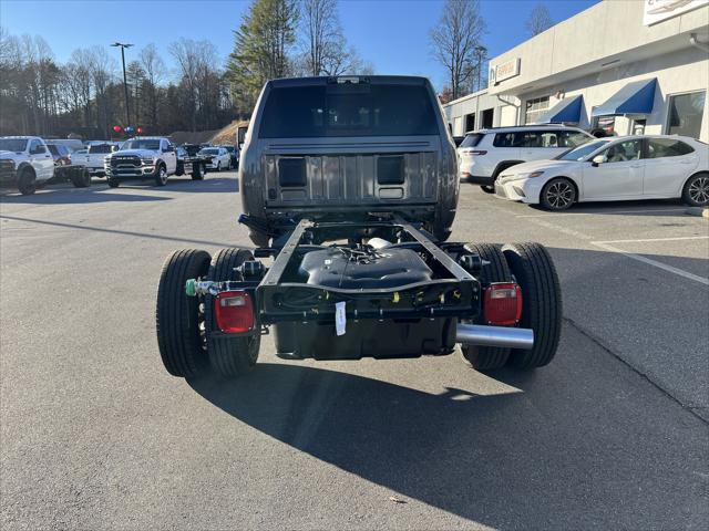 2026 RAM Ram 3500 Chassis Cab RAM 3500 BIG HORN CREW CAB CHASSIS 4X4 60 CA