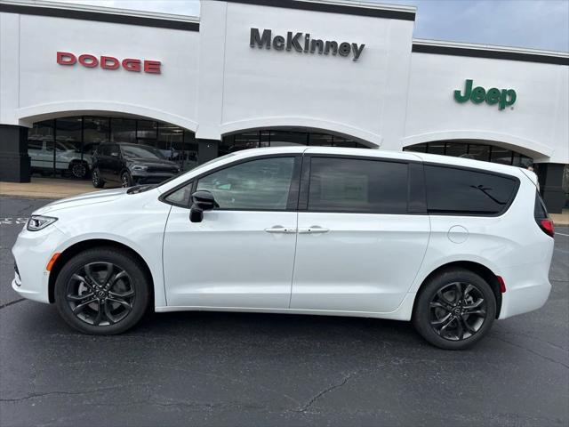 2026 Chrysler Pacifica PACIFICA SELECT AWD 2026 Chrysler Pacifica PACIFICA SELECT AWD