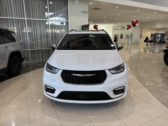 2026 Chrysler Pacifica PACIFICA PINNACLE