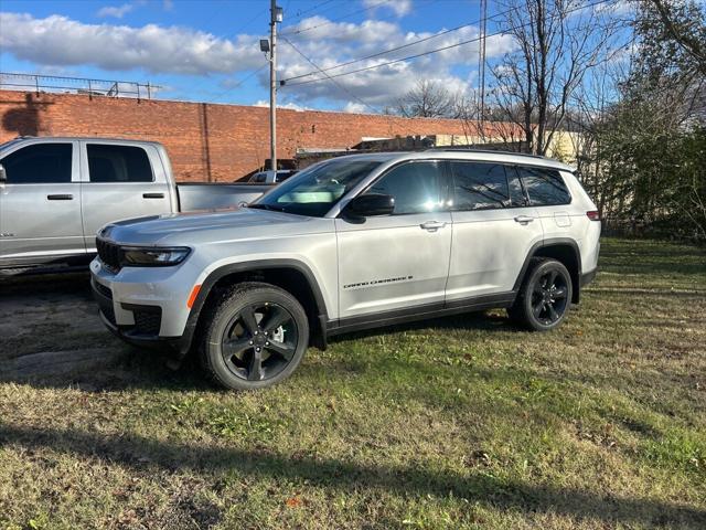 2025 Jeep Grand Cherokee GRAND CHEROKEE L ALTITUDE X 4X4