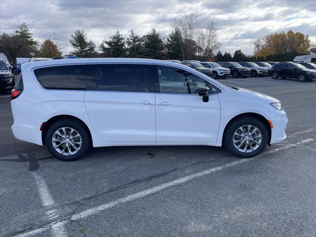 2026 Chrysler Pacifica PACIFICA SELECT AWD 2026 Chrysler Pacifica PACIFICA SELECT AWD