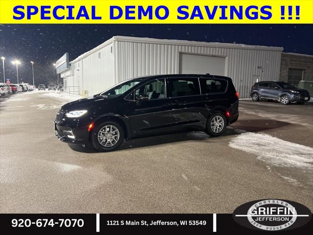 2026 Chrysler Pacifica PACIFICA SELECT