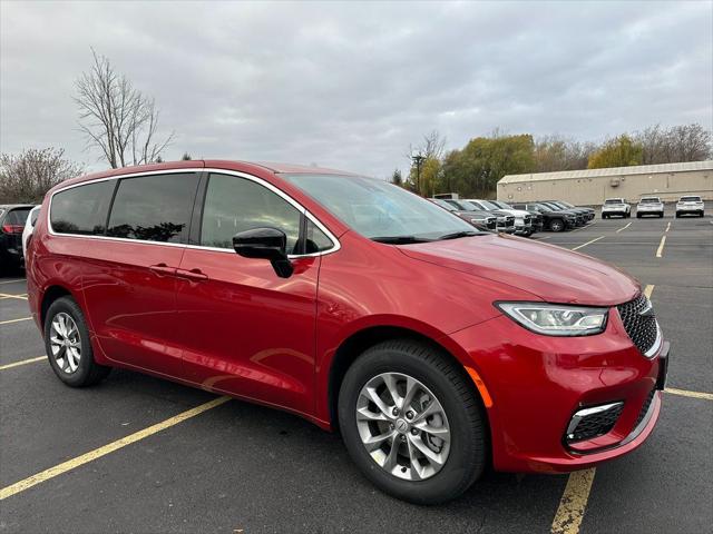 2026 Chrysler Pacifica PACIFICA SELECT AWD