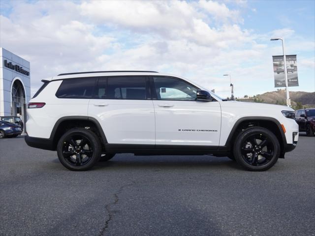 2025 Jeep Grand Cherokee GRAND CHEROKEE L LIMITED 4X4