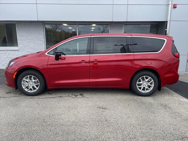 2026 Chrysler Voyager VOYAGER LX