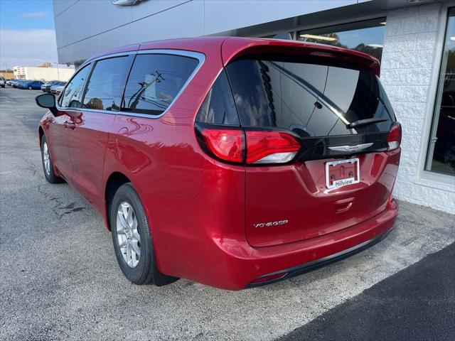 2026 Chrysler Voyager VOYAGER LX