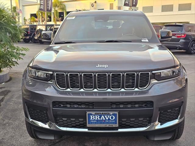2025 Jeep Grand Cherokee GRAND CHEROKEE L LAREDO X 4X2