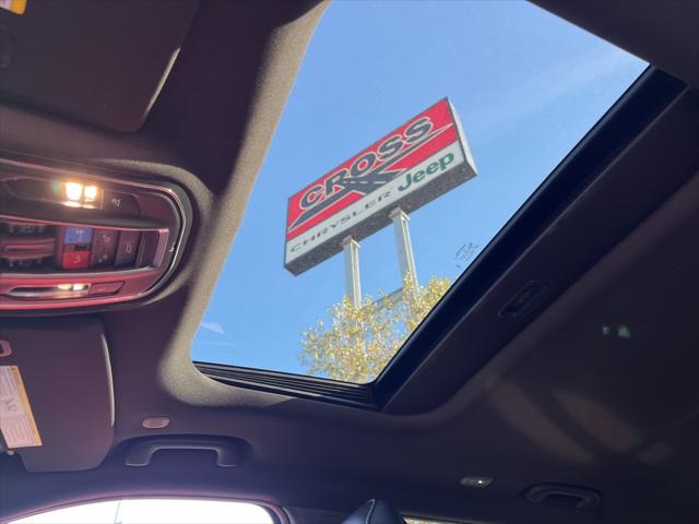 2025 Jeep Grand Cherokee GRAND CHEROKEE L ALTITUDE X 4X4 2025 Jeep Grand Cherokee GRAND CHEROKEE L ALTITUDE X 4X4