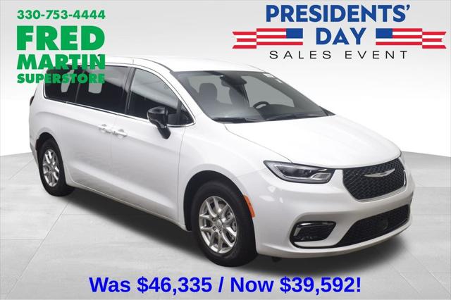 2026 Chrysler Pacifica PACIFICA SELECT