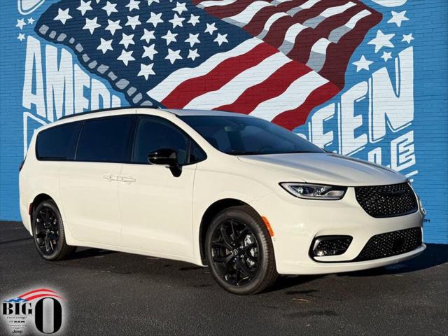 2026 Chrysler Pacifica Select for sale in Greenville, SC